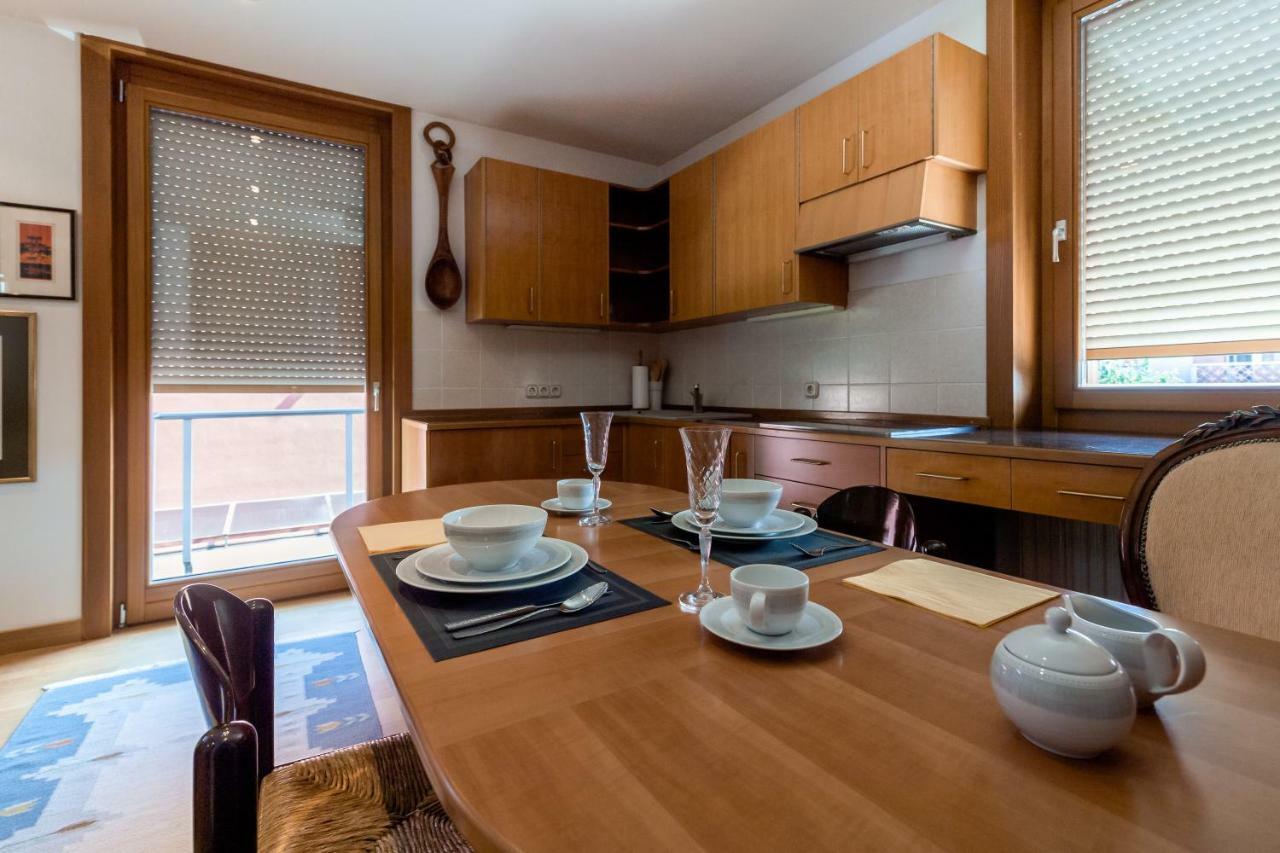 Rozna Dolina Apartment Любляна Екстериор снимка